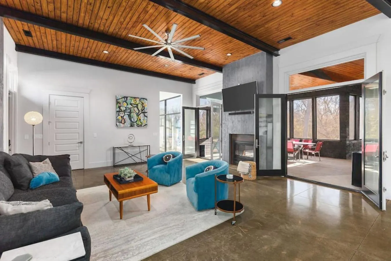 Holiday home Unique Modern Ranch W Year Round Pool And Hot Tub Villa Nashville